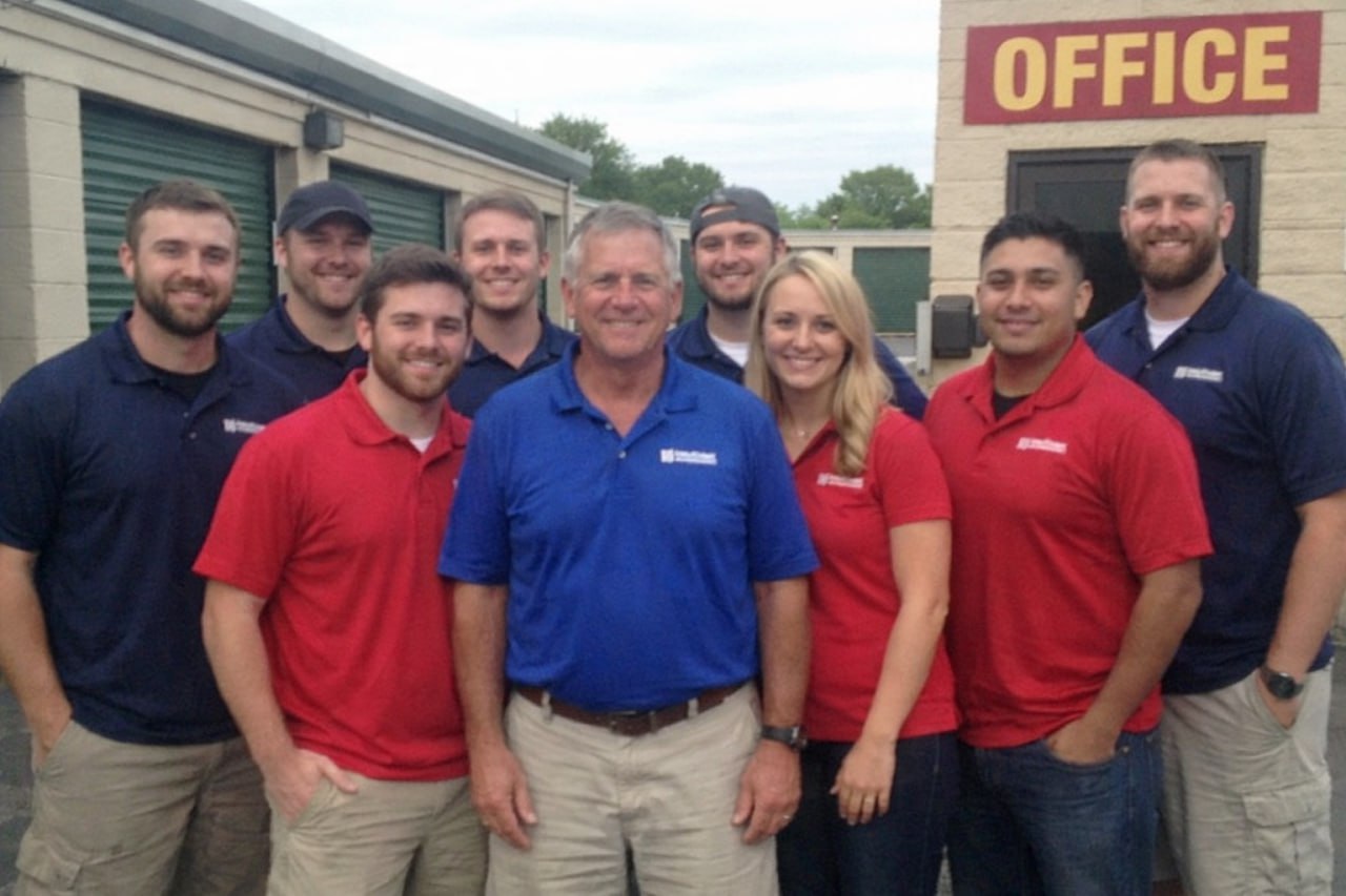 Water damage restoration professionals in Pine Hills, FL